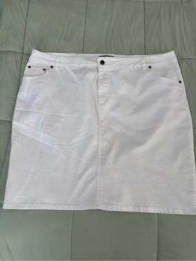 Jessica London White Denim Mini Skirt - Classic Five-Pocket